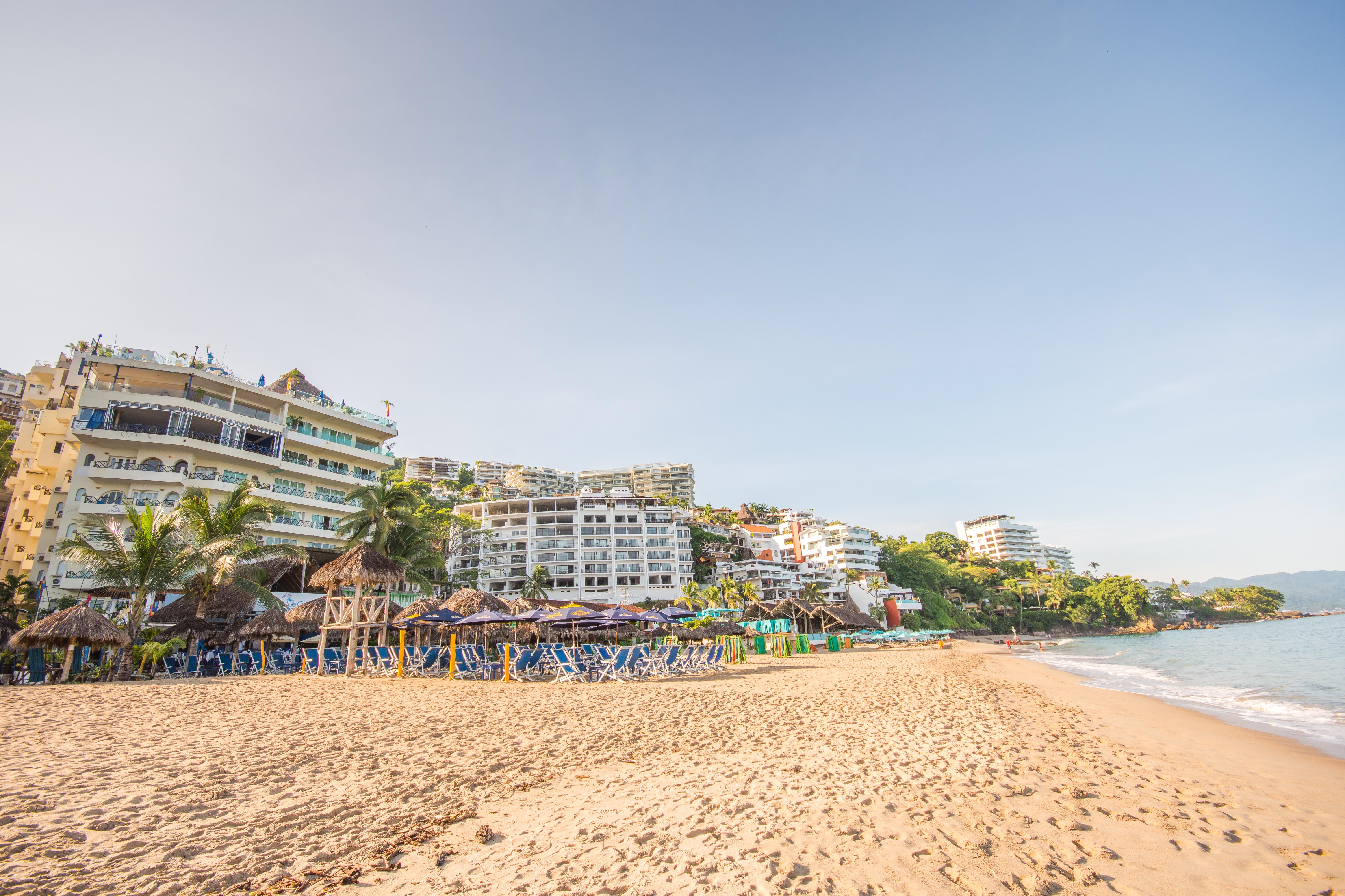 Blue Chairs Beachfront Resort Puerto Vallarta - Adults Only Exterior foto