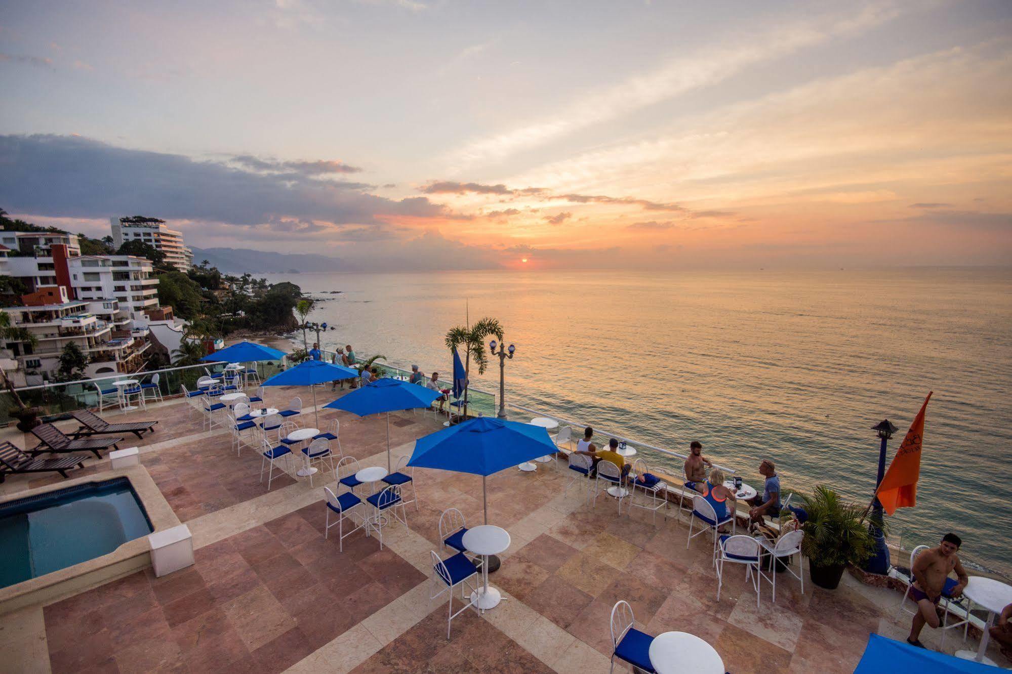 Blue Chairs Beachfront Resort Puerto Vallarta - Adults Only Exterior foto